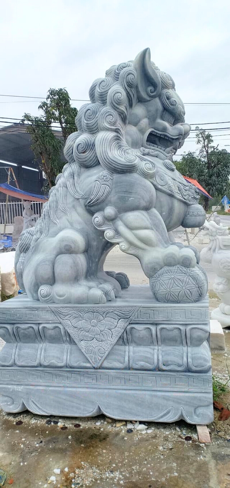 Mua Tượng Sư Tử Đá Non Nước Tại Đà Nẵng 