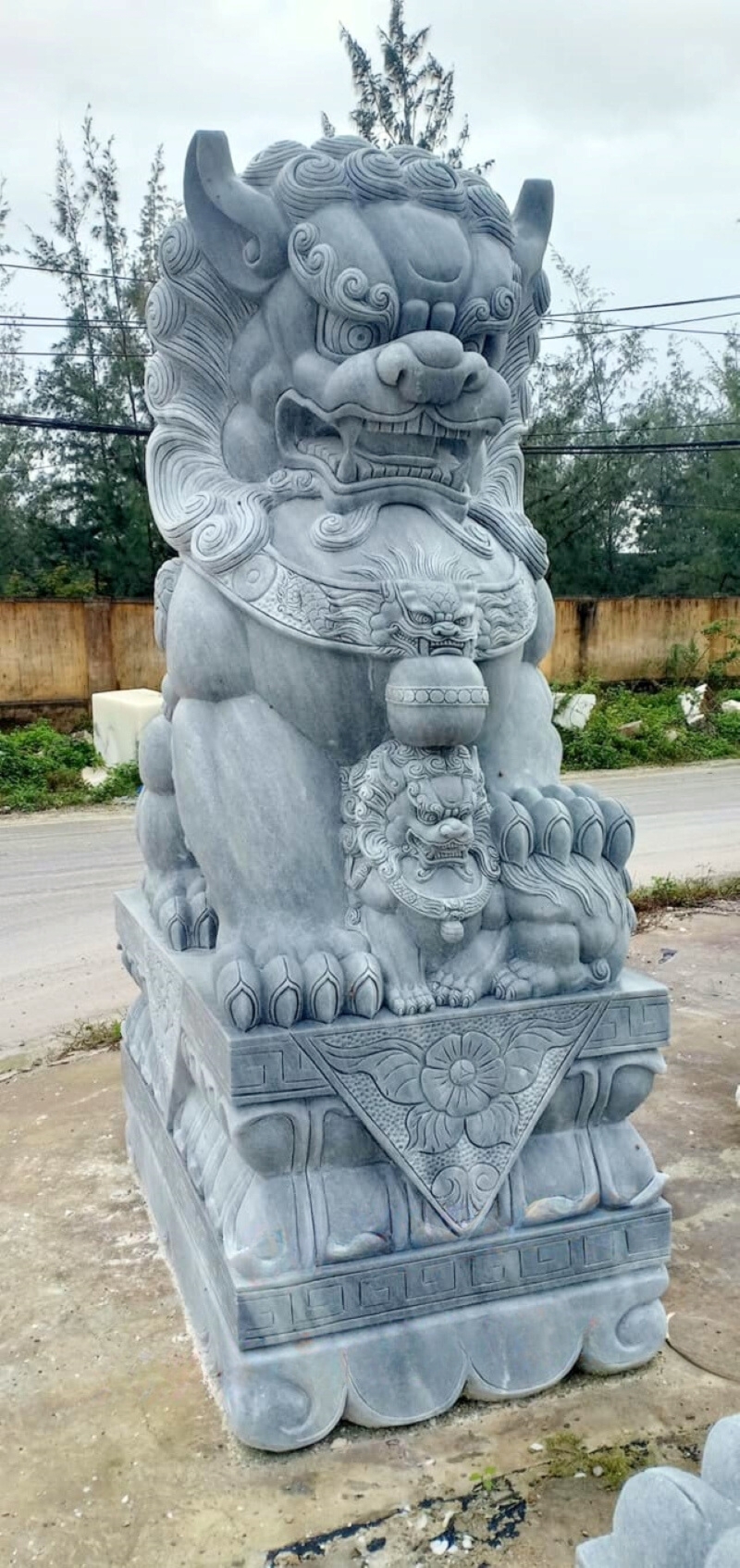 Tượng Sư Tử Ngồi Đá Cẩm Thạch Đẹp