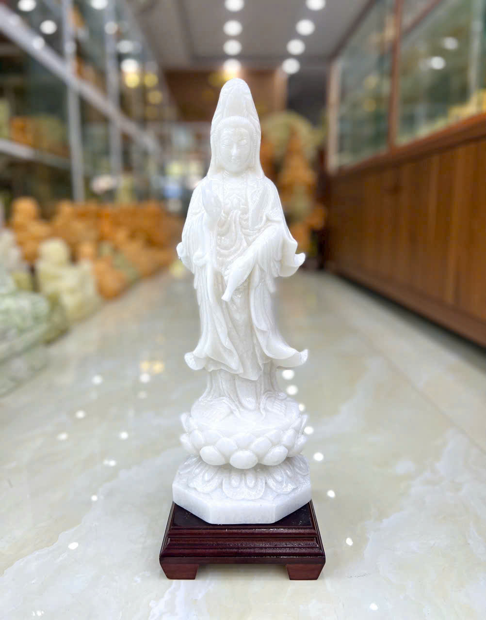 TƯỢNG PHẬT ĐÁ CHẤT LIỆU ĐÁ CẨM THẠCH