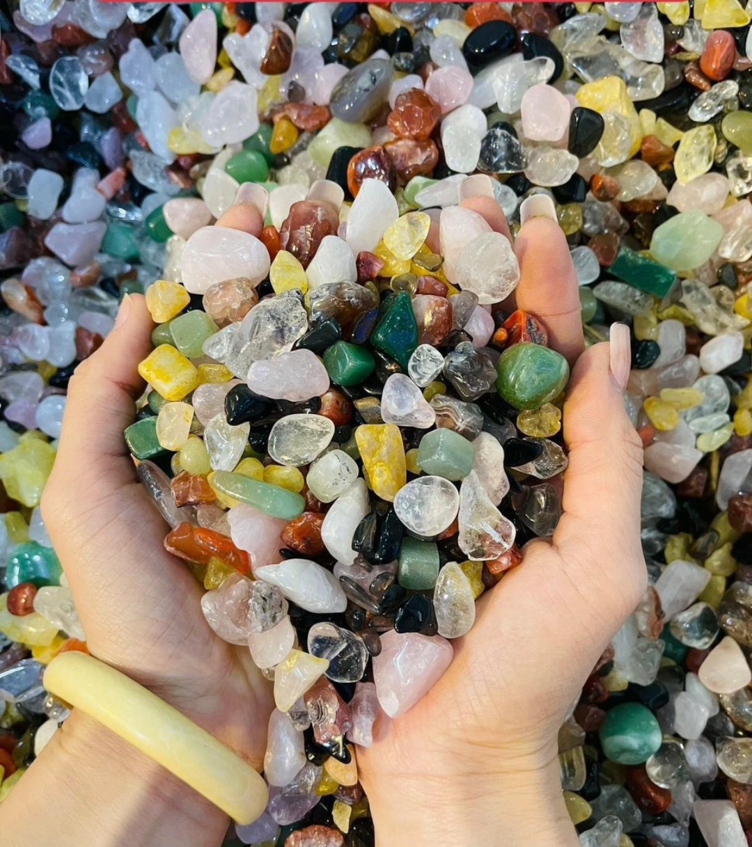 Đá Thạch Anh Vụn Ngũ Sắc Đánh Bóng ở TPHCM