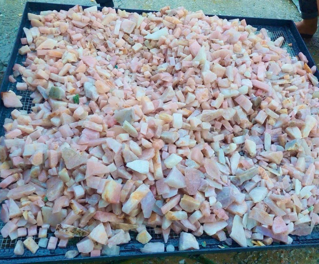 Mua đá thạch anh phong thủy ở đâu giá rẻ mà chất lượng?
