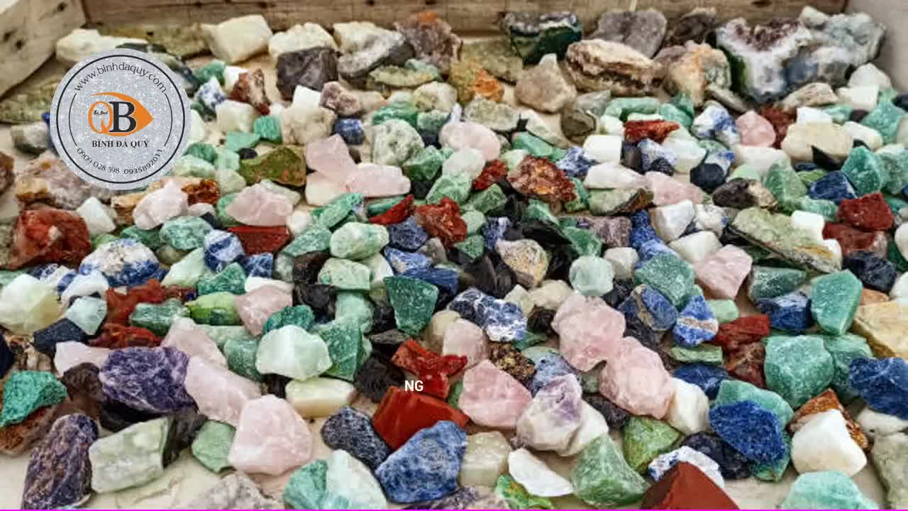  Đá Thạch Anh Vụn Ngũ Sắc Rải Nền Nhà 