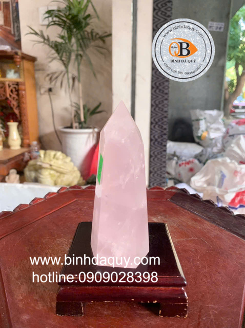 Kết hợp trụ đá phong thủy với vật phẩm khác để tăng năng lượng